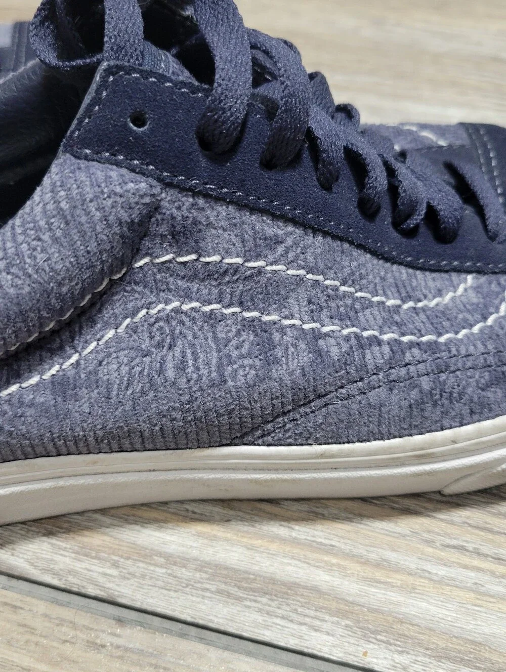 Vans Sneaker Womens Size 8.5 Blue Paisley